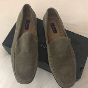 Mark Anthony suede loafers